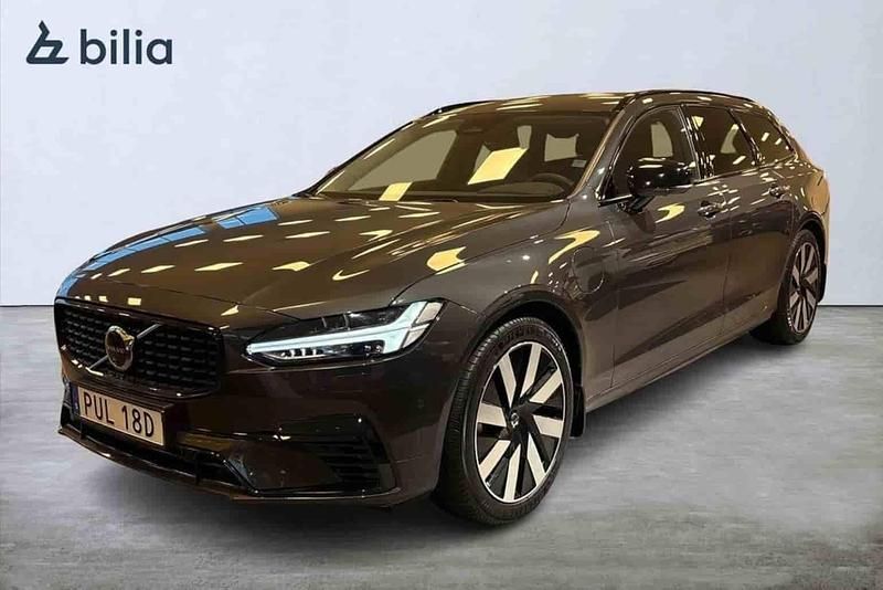 Grå Begagnad 2025 Volvo V90 Kombi | 479 900 kr (Marknadspris) - Bild 1/1