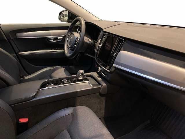 Begagnad Volvo V90 197 HK (144 kW) 2023 Kombi