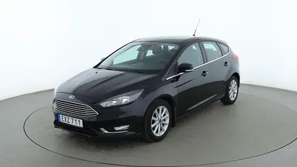 Begagnad 2015 Ford Focus Titanium Halvkombi | 80 000 kr (Marknadspris)