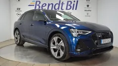 Navarra blå metallic Begagnad 2022 Audi e-tron S-Line SUV | 449 500 kr (Marknadspris)