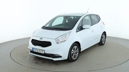 Vit Begagnad 2018 Kia Venga Advance Halvkombi | 135 000 kr (Marknadspris)