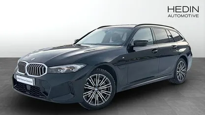 Begagnad BMW 330e M Sport 184 HK (135 kW) 2025 Svart Kombi