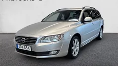 Silver Begagnad 2015 Volvo V70 Standard Kombi | 142 800 kr (Bra pris)