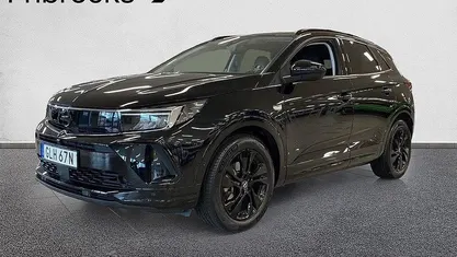 Svart Begagnad 2024 Opel Grandland X SUV | 259 800 kr (Marknadspris)