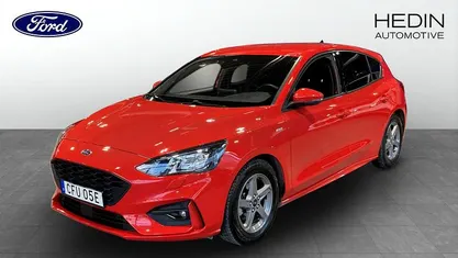 Begagnad Ford Focus ST-Line 125 HK (91 kW) 2021 Halvkombi