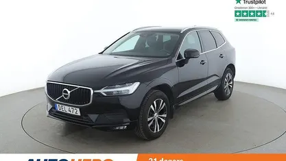Svart Begagnad 2020 Volvo XC60 Momentum SUV | 302 000 kr (Marknadspris)