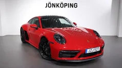 Röd (red) Begagnad 2022 Porsche 911 Carrera 4 GTS Sportkupé | 1 785 000 kr (Marknadspris)