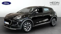 Svart (black) Begagnad 2022 Ford Puma Titanium Halvkombi | 204 900 kr (Marknadspris)