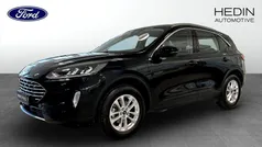 Svart (black) Begagnad 2022 Ford Kuga Titanium SUV | 244 900 kr (Marknadspris)