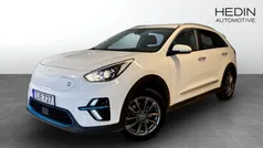 Vit (white) Begagnad 2022 Kia e-Niro 2 SUV | 279 900 kr (Marknadspris)