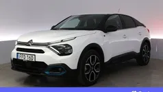 Vit Begagnad 2022 Citroën e-C4 Shine Halvkombi | 225 900 kr (Marknadspris)