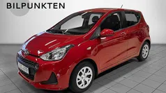 Rödmetallic Begagnad 2018 Hyundai i10 Comfort Halvkombi | 104 900 kr (Marknadspris)