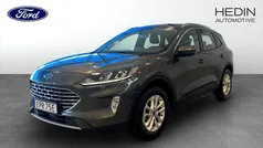 Grå (grey) Begagnad 2022 Ford Kuga Titanium SUV | 244 900 kr (Marknadspris)