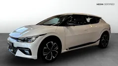 Vit (white) Begagnad 2021 Kia EV6 GT-Line SUV | 399 900 kr (Marknadspris)