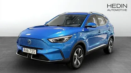 Begagnad MG ZS Comfort 114 kW (156 HK) 2022 Blå Halvkombi