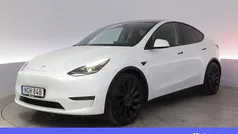Vit Begagnad 2022 Tesla Model Y Performance SUV | 434 900 kr (Marknadspris)