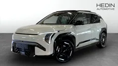 Grön (green) Ny 2025 Kia EV3 GT-Line SUV | 552 870 kr (Marknadspris)