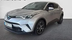 Grå Begagnad 2016 Toyota C-HR Executive SUV | 194 800 kr (Marknadspris)