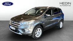 Grå (grey) Begagnad 2017 Ford Kuga Titanium SUV | 149 900 kr (Marknadspris)