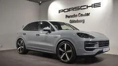 Grå (grey) Begagnad 2025 Porsche Cayenne SUV | 1 349 000 kr (Bra pris)