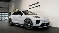 Ljusröd (white) Begagnad 2025 Porsche Macan SUV | 1 159 000 kr (Marknadspris)