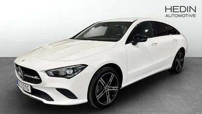 Begagnad Mercedes CLA250e Shooting Brake Night 2022 Kombi