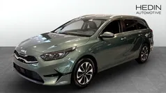 Grön (green) Ny 2025 Kia Ceed Sportswagon Advance Kombi | 292 455 kr (Marknadspris)