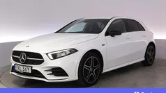 Vit Begagnad 2021 Mercedes A250 AMG Halvkombi | 292 900 kr (Marknadspris)