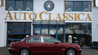 Röd metallic Begagnad 2003 Jaguar S-Type S Sedan | 49 000 kr