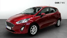 Röd (red) Begagnad 2018 Ford Fiesta Titanium Halvkombi | 119 900 kr (Marknadspris)