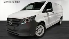 Vit Ny 2024 Mercedes Vito Minibuss | 479 470 kr (Bra pris)