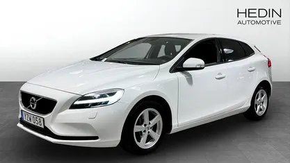 Begagnad Volvo V40 120 HK (88 kW) 2017 Halvkombi