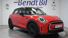 Röd Begagnad 2022 Mini Cooper Halvkombi | 249 500 kr (Marknadspris)