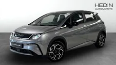 Grå (grey) Begagnad 2023 BYD Dolphin Comfort Halvkombi | 429 900 kr (Marknadspris)