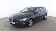Grå Begagnad 2016 Volvo V60 Kinetic Kombi | 151 000 kr (Marknadspris)