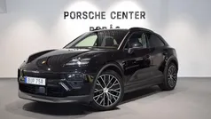 Svart (black) Begagnad 2024 Porsche Macan SUV | 999 000 kr