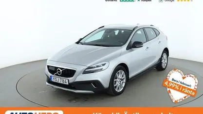 Begagnad 2018 Volvo V40 CC Momentum Kombi | 224 000 kr (Marknadspris)
