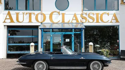 Begagnad Chevrolet Corvette 360 HK (264 kW) 1963 Daytona blue Cab