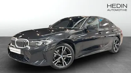 Begagnad 2024 BMW 320 Shadowline Sedan | 498 700 kr (Marknadspris)