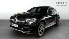 Svart Begagnad 2022 Mercedes GLC300e AMG Sportkupé | 469 000 kr (Bra pris)