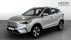 Grå (grey) Begagnad 2022 MG ZS Luxury Sedan | 249 900 kr (Bra pris)