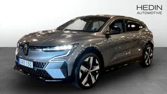 Begagnad 2022 Renault Mégane Techno Halvkombi | 290 000 kr (Superpris)