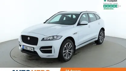 Vit Begagnad 2019 Jaguar F-Pace R-Sport SUV | 284 000 kr (Marknadspris)