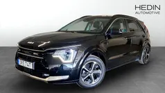 Svart (black) Begagnad 2022 Kia Niro Advance SUV | 289 900 kr (Marknadspris)