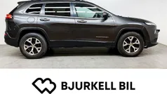 Grön Begagnad 2015 Jeep Cherokee SUV | 119 900 kr (Marknadspris)