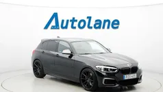 Svart Begagnad 2016 BMW M140 M Sport Halvkombi | 389 900 kr (Marknadspris)