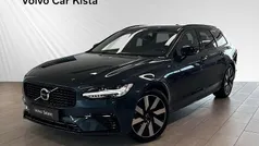 Blå Begagnad 2024 Volvo V90 Plus Kombi | 489 900 kr (Marknadspris)