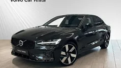 Grå Begagnad 2024 Volvo S60 Plus Sedan | 459 900 kr (Marknadspris)