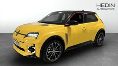 Gul (yellow) Begagnad 2025 Renault R5 Iconic Halvkombi | 441 600 kr (Marknadspris)