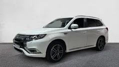 Begagnad 2019 Mitsubishi Outlander P-HEV Kombi | 189 000 kr (Marknadspris)